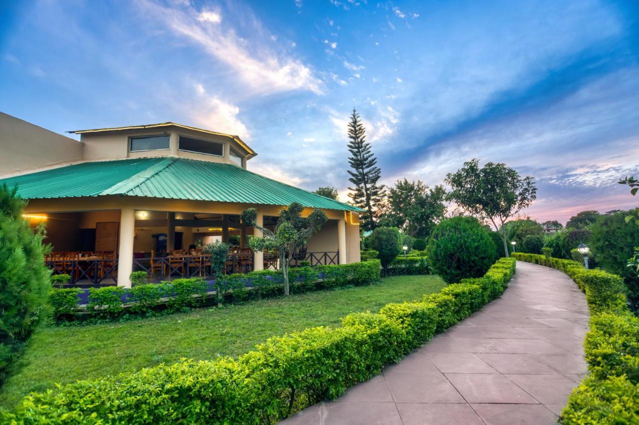 Tusk And Roar Corbett Resort, Jim Corbett รามนาการ์ ภายนอก รูปภาพ